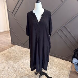 Chic Black dress HM